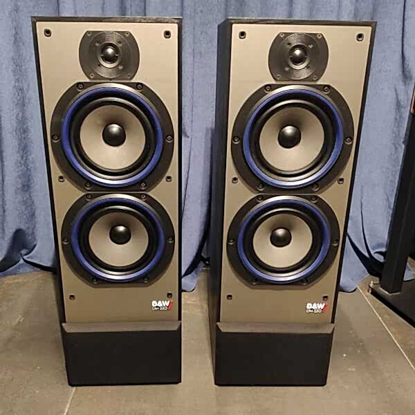 B&W DM-330 (2mano)